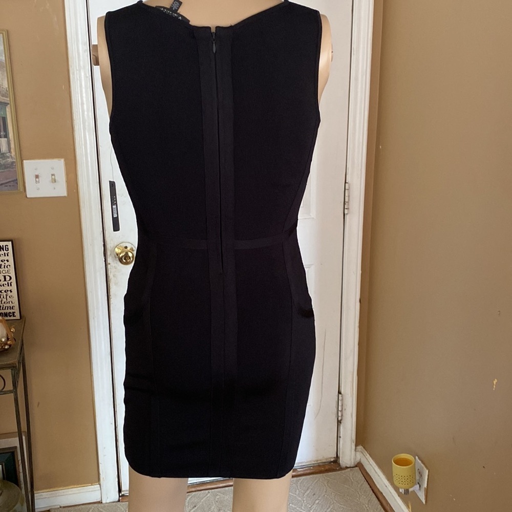 Guess fitted NWT dress cb - Picture 6 of 9